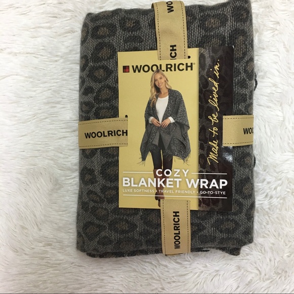 Woolrich Jackets & Blazers - NWT. Woolrich  One Size Cozy Blanket Wrap